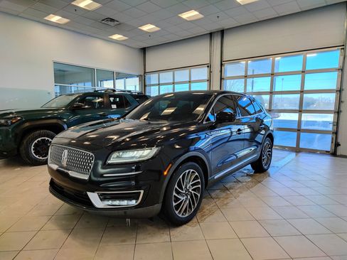 Used 2019 Lincoln Nautilus Reserve image 7