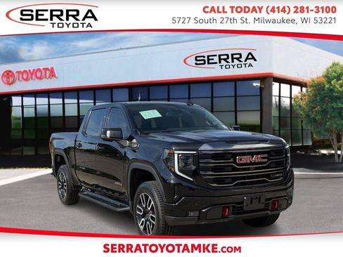 Used 2023 GMC Sierra 1500 AT4 w/ AT4 Preferred Package AWD/4WD image 1
