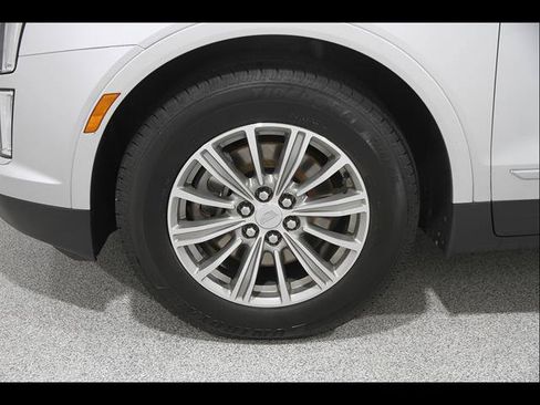 Used 2019 Cadillac XT5 Luxury FWD image 23