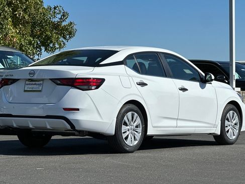 New 2025 Nissan Sentra S image 4