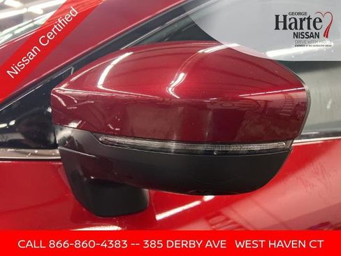 Certified 2022 Nissan Pathfinder SL image 9