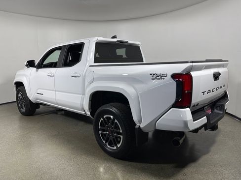 New 2026 Toyota Tacoma TRD Sport AWD/4WD image 5