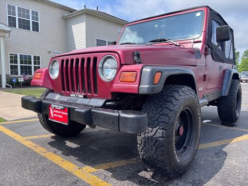 Used 1999 Jeep Wrangler SE AWD/4WD image 2