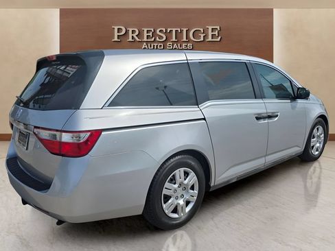 Used 2013 Honda Odyssey LX image 18