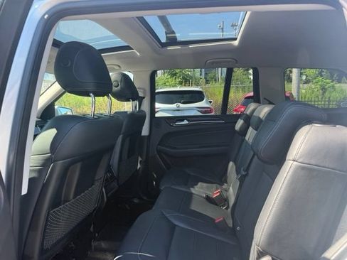 Used 2017 Mercedes-Benz GLS 450 4MATIC image 9