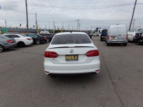Used 2013 Volkswagen Jetta GLI Autobahn FWD image 7