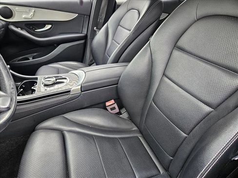 Used 2019 Mercedes-Benz GLC 300 image 13