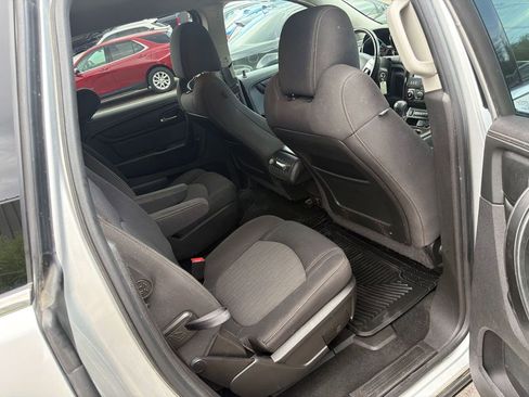 Used 2016 Chevrolet Traverse LT AWD/4WD image 10