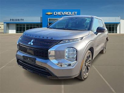 Used 2023 Mitsubishi Outlander SE Black Edition