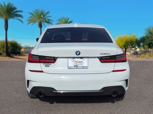 Used 2022 BMW 330e w/ M Sport Package image 4