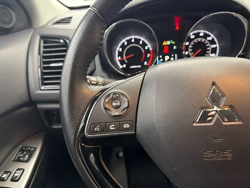 Used 2024 Mitsubishi Outlander Sport SE AWD/4WD image 23