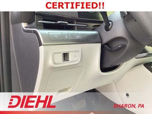 Certified 2025 Hyundai Kona SEL image 23