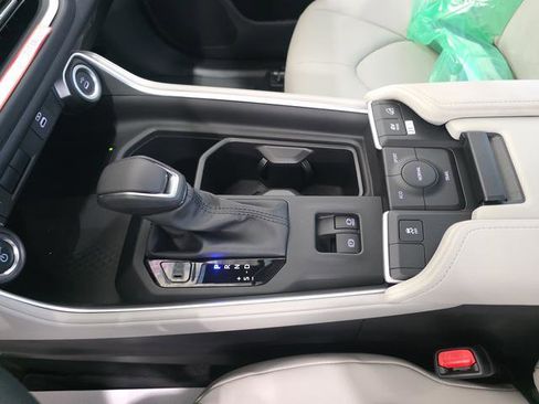 New 2026 Toyota Grand Highlander AWD Hybrid image 20