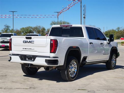 Used 2024 GMC Sierra 2500 Denali w/ Denali Reserve Package image 5