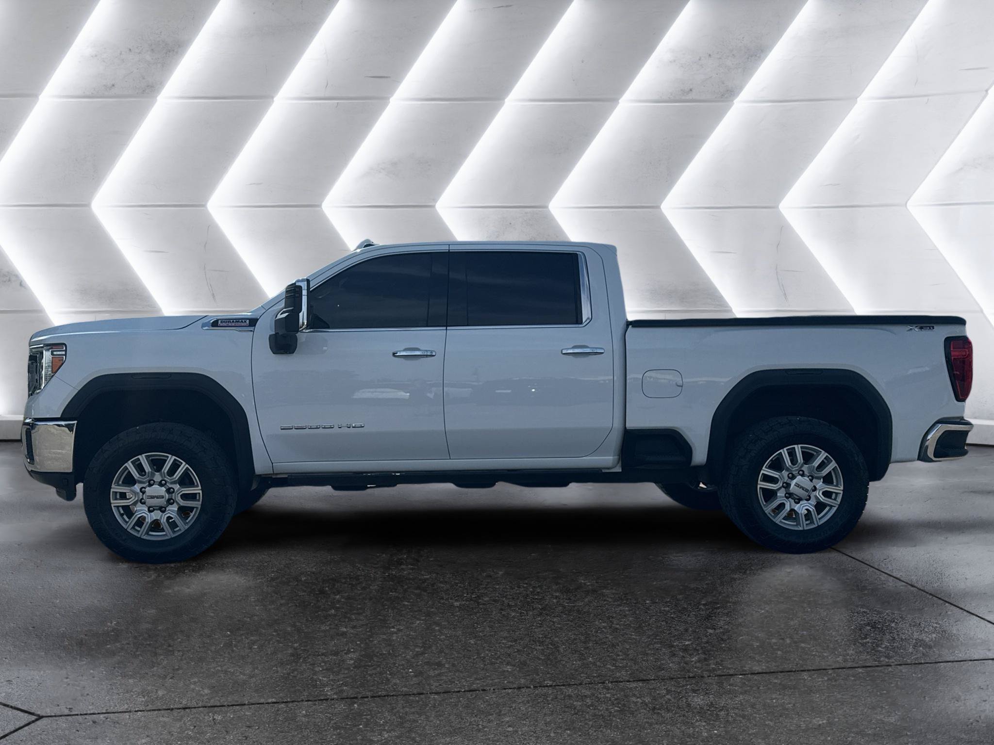 Used 2021 GMC Sierra 2500 SLT w/ SLT Premium Package AWD/4WD image 4