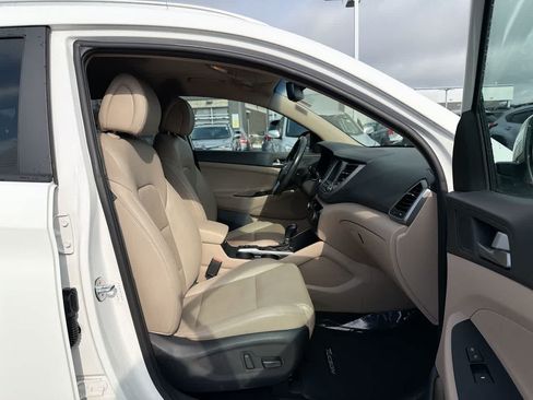 Used 2017 Hyundai Tucson SE Plus FWD image 26
