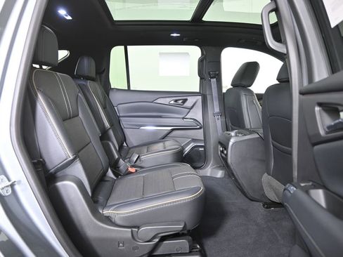 Used 2025 Chevrolet Traverse High Country w/ LPO, Floor Liner Package image 16