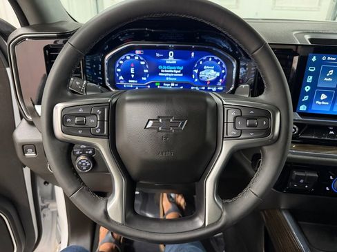 Certified 2024 Chevrolet Silverado 1500 RST AWD/4WD image 42