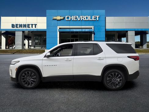Used 2023 Chevrolet Traverse RS AWD/4WD image 4