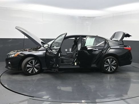 Used 2021 Nissan Altima 2.5 SV FWD image 38