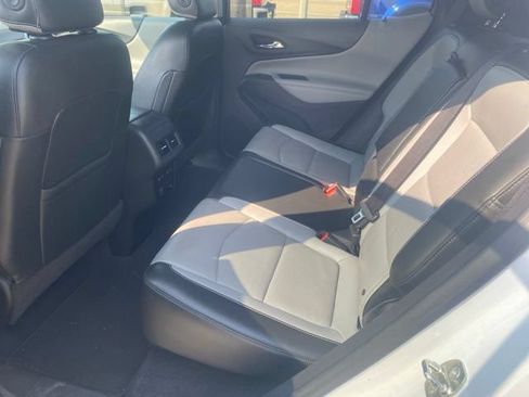 Used 2018 Chevrolet Equinox Premier AWD/4WD image 10