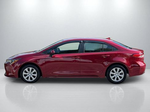 Used 2022 Toyota Corolla LE FWD image 4