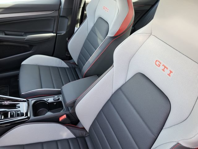 New 2026 Volkswagen GTI SE FWD image 22