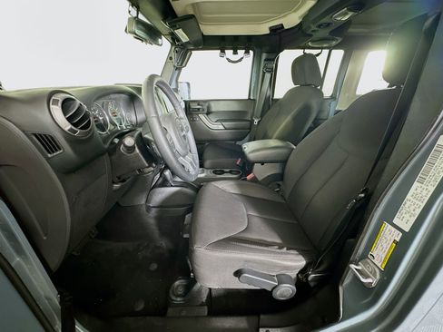 Used 2014 Jeep Wrangler Unlimited Sport w/ Quick Order Package 24S image 13