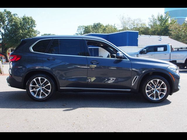 Used 2019 BMW X5 xDrive40i w/ Premium Package 2 AWD/4WD image 6