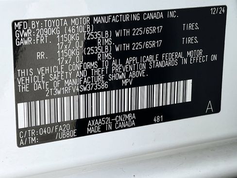 Used 2025 Toyota RAV4 XLE FWD image 30