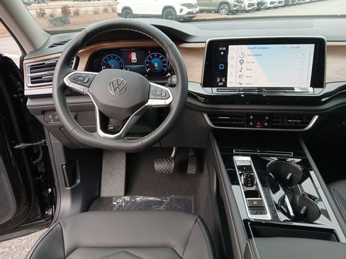 New 2026 Volkswagen Atlas SE AWD/4WD image 13