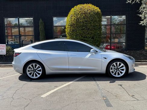 Used 2018 Tesla Model 3 Long Range image 21