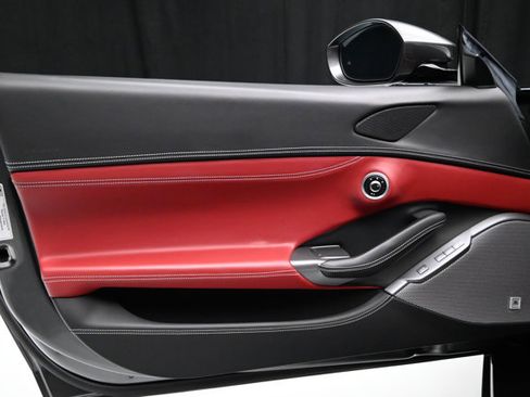 Used 2022 Ferrari Portofino M RWD image 60