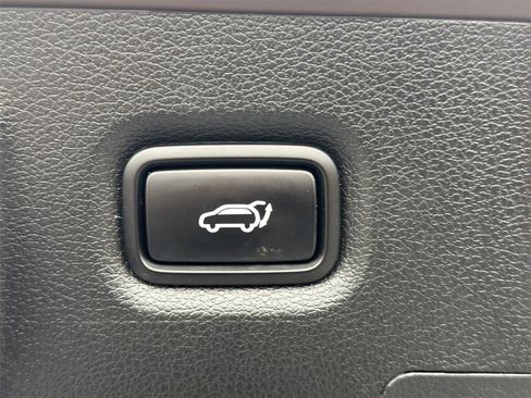 Used 2020 Hyundai Santa Fe Limited image 19