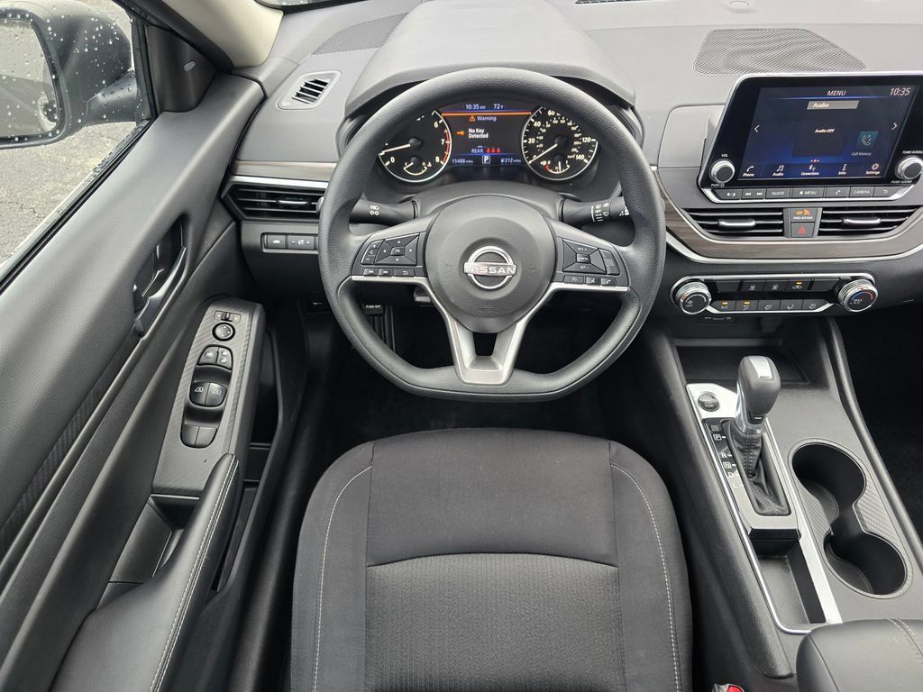 Used 2026 Nissan Altima 2.5 SV FWD image 34