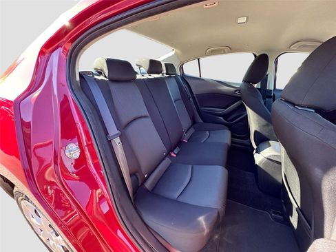 Used 2017 MAZDA MAZDA3 Sport image 25