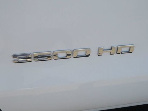 Used 2017 GMC Sierra 3500 2WD Crew Cab w/ Sierra Convenience Package image 14