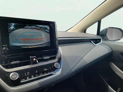 Used 2023 Toyota Corolla LE FWD image 35