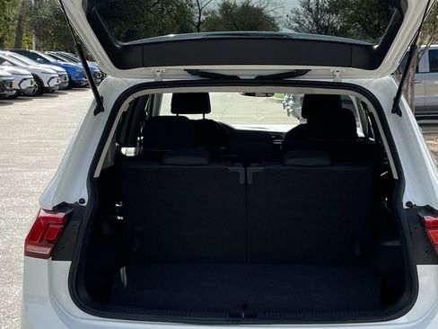 Used 2024 Volkswagen Tiguan S image 25