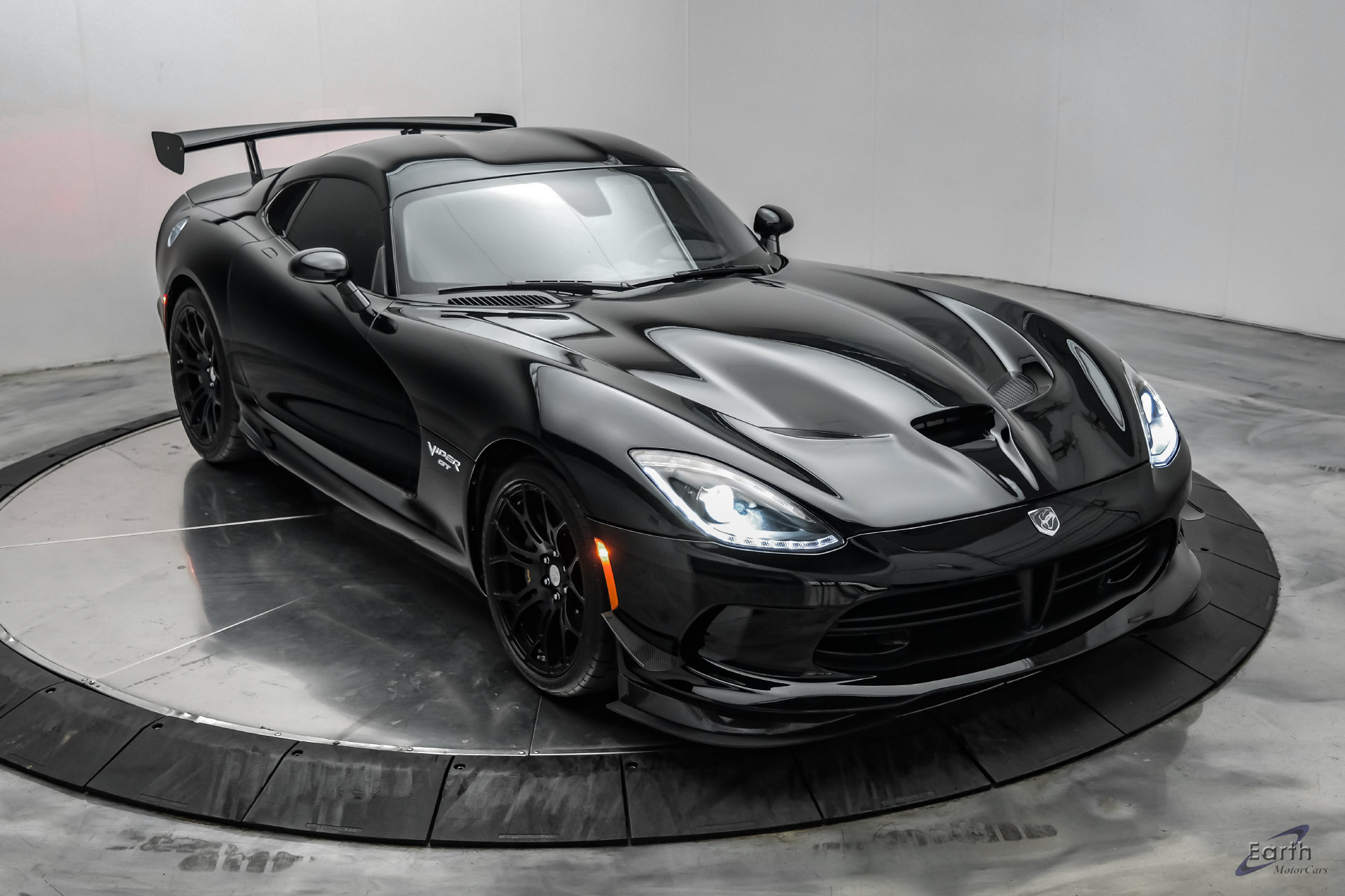 Used 2017 Dodge Viper GTC w/ Time Attack Group 2.0 RWD image 30