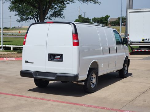 New 2025 Chevrolet Express 2500 w/ Driver Convenience Package image 13
