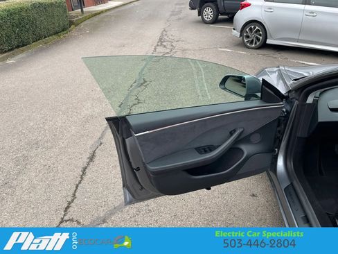 Used 2025 Tesla Model 3 Long Range image 21