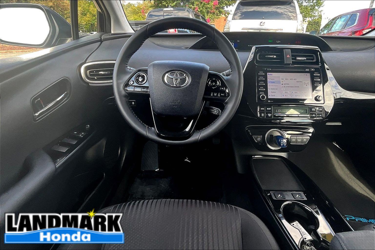 Used 2021 Toyota Prius Prime LE w/ Carpet Mat Package (TMS) FWD image 5