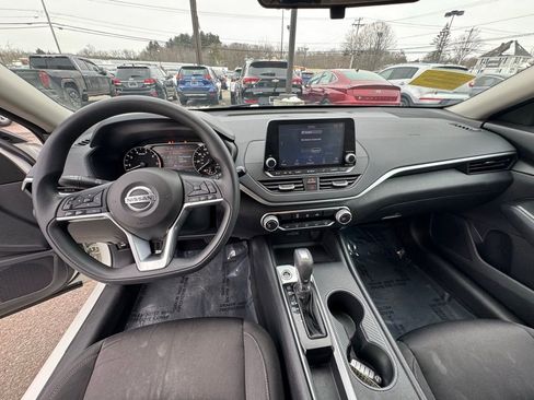 Used 2020 Nissan Altima 2.5 S image 13