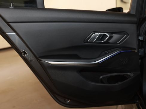 Used 2022 BMW M340i xDrive w/ Driving Assistance Package image 21