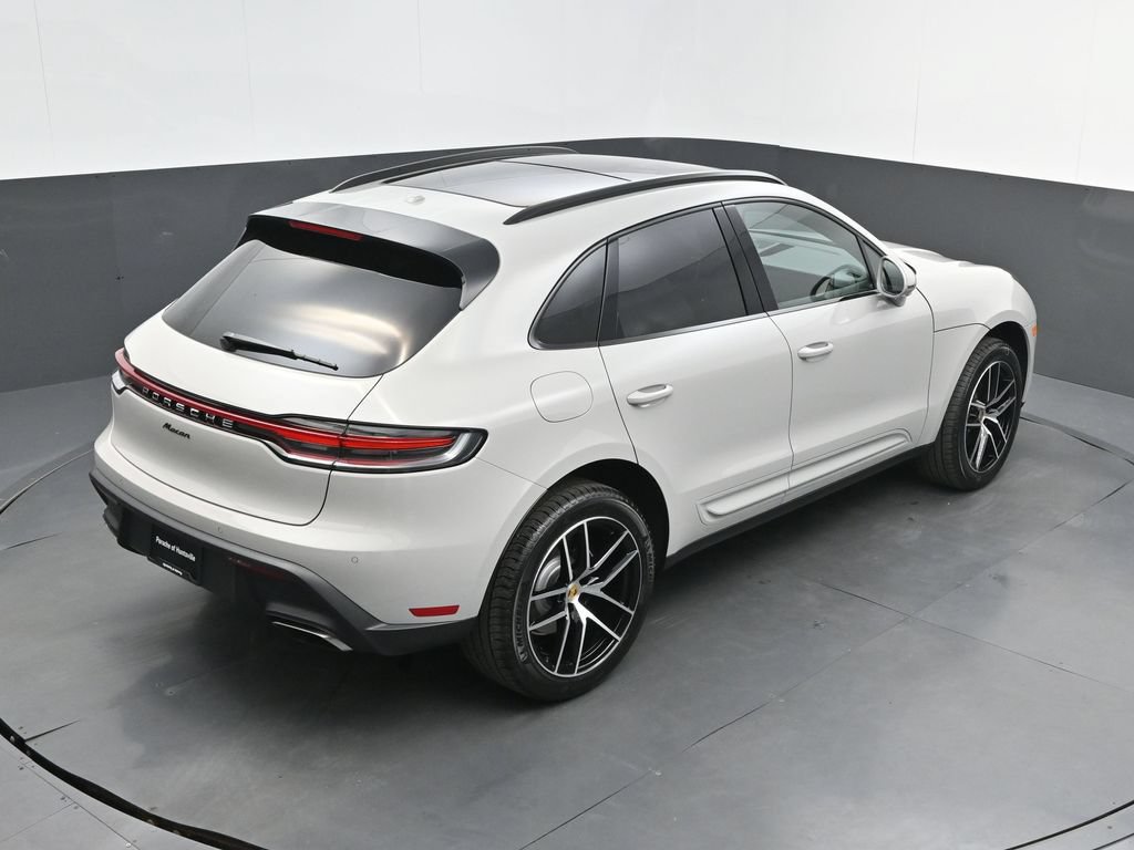 New 2026 Porsche Macan AWD/4WD image 32