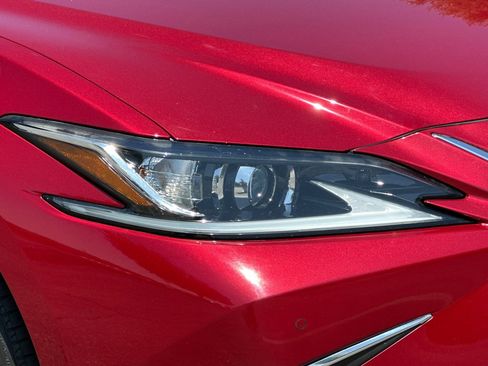 Used 2020 Lexus ES 350 w/ Premium Package FWD image 12