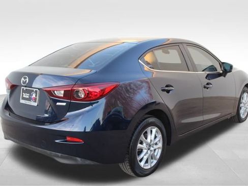 Used 2018 MAZDA MAZDA3 Sport w/ Preferred Equipment Package image 8