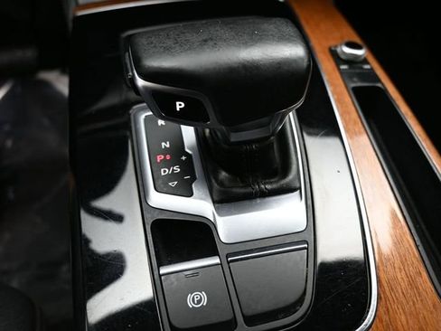 Used 2021 Audi Q5 2.0T Premium Plus AWD/4WD image 27