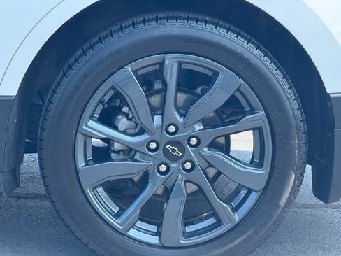 Used 2023 Chevrolet Equinox RS w/ RS Leather Package AWD/4WD image 12